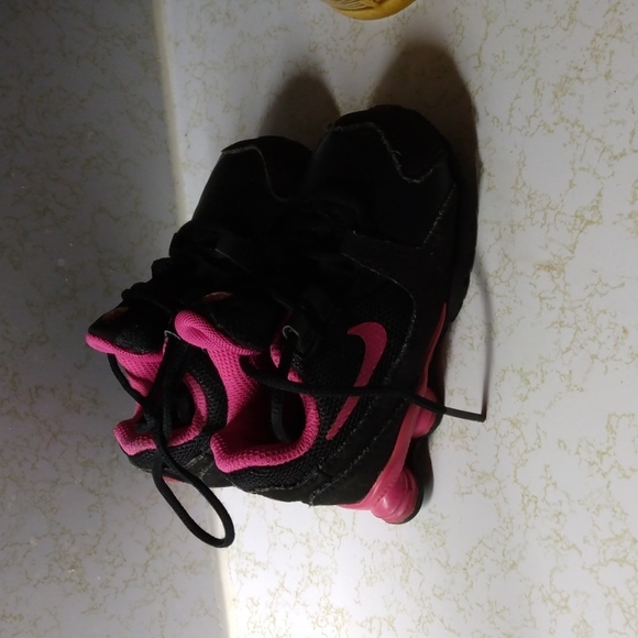 childrens nike shox